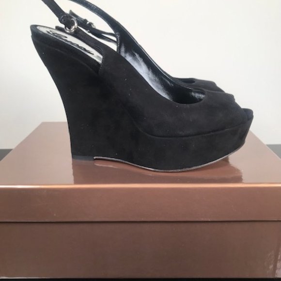 Gucci Suede Wedge, PeepToe, Slingback Black - Picture 2 of 4